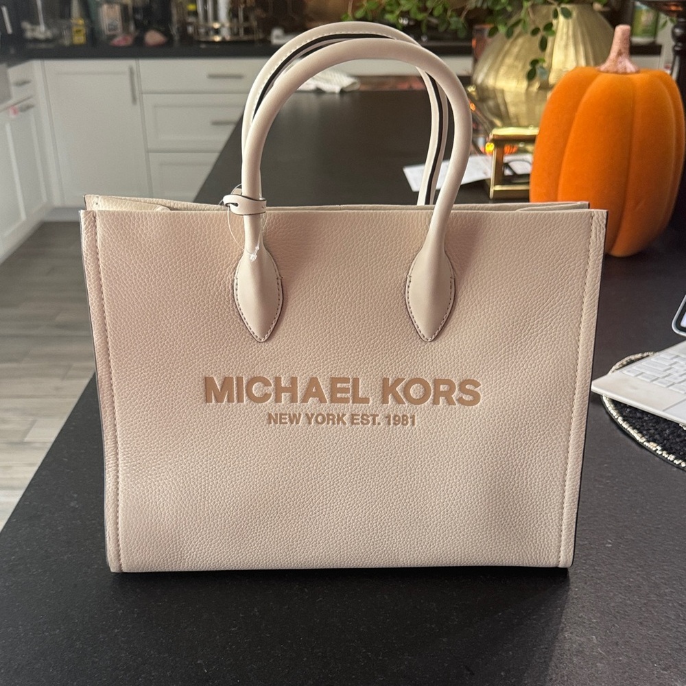 Michael Kors Light Pink Tote Bag